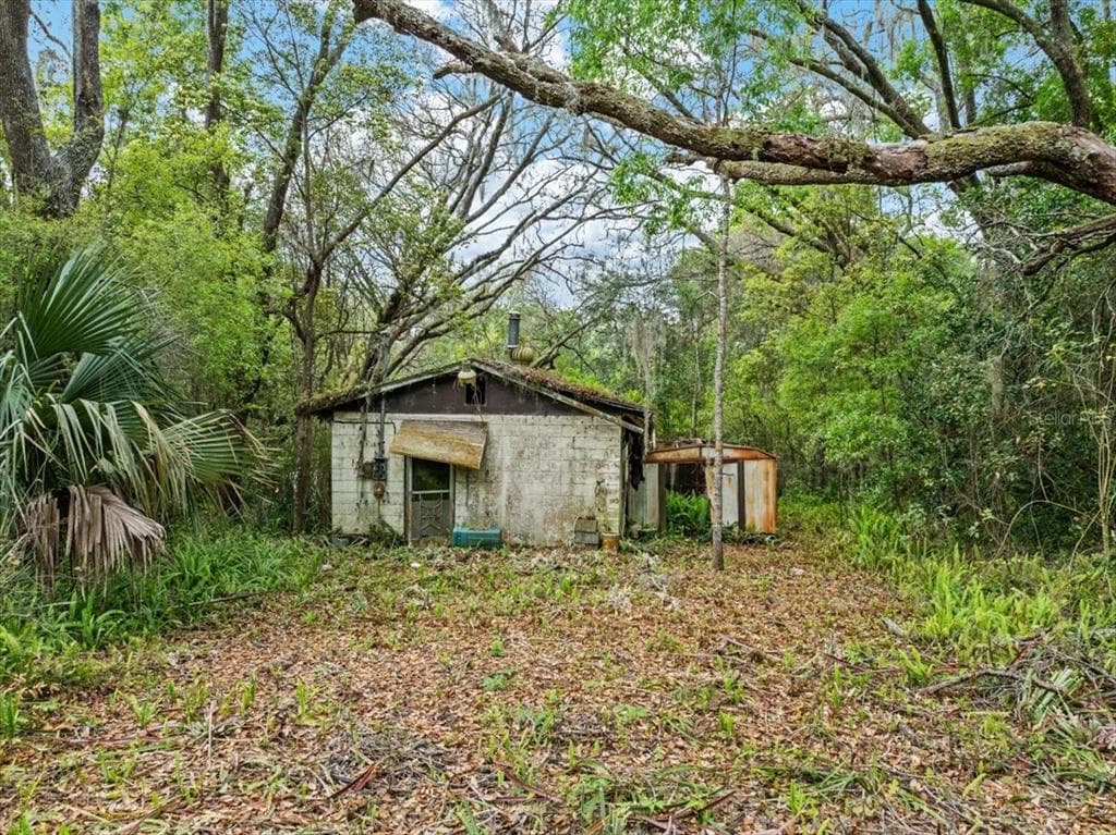 1975 HAMILTON AVENUE ORANGE CITY, FL 32763