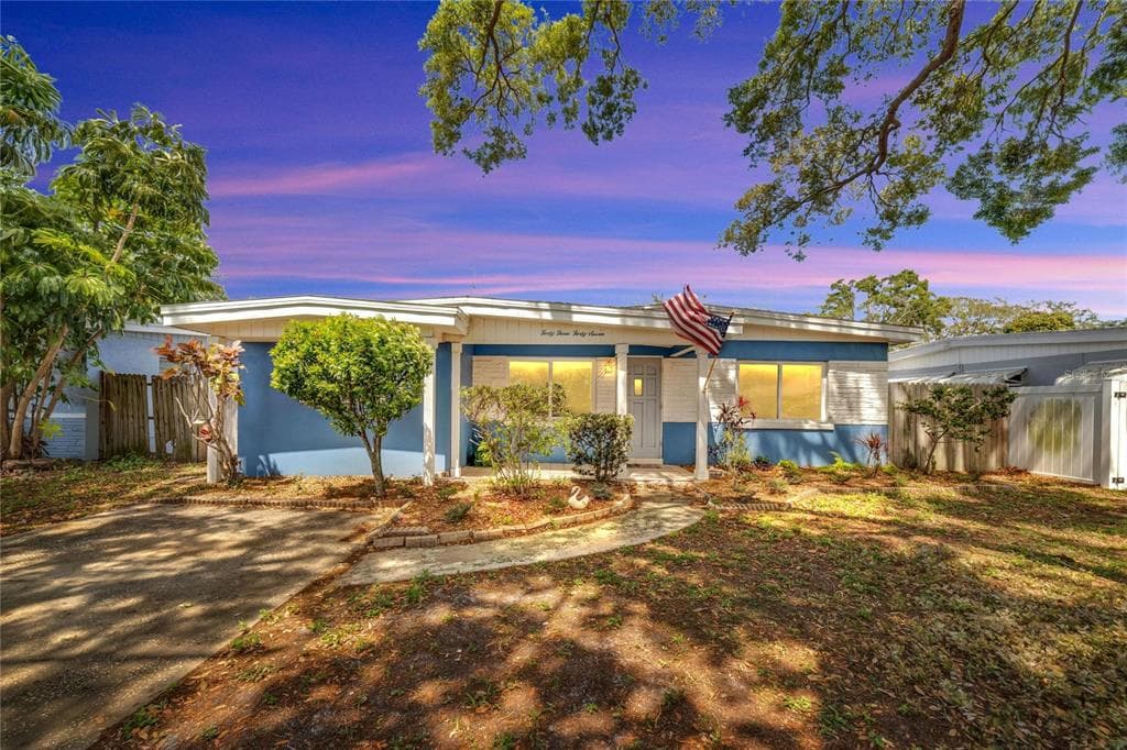 4347 13TH AVENUE N ST PETERSBURG, FL 33713