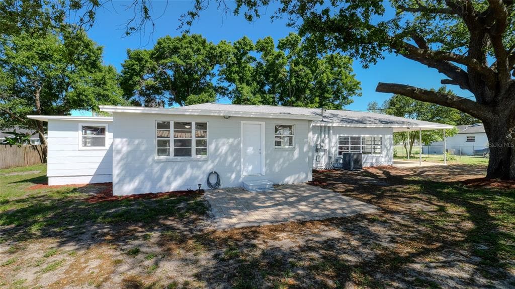 1005 NE 2ND STREET MULBERRY, FL 33860