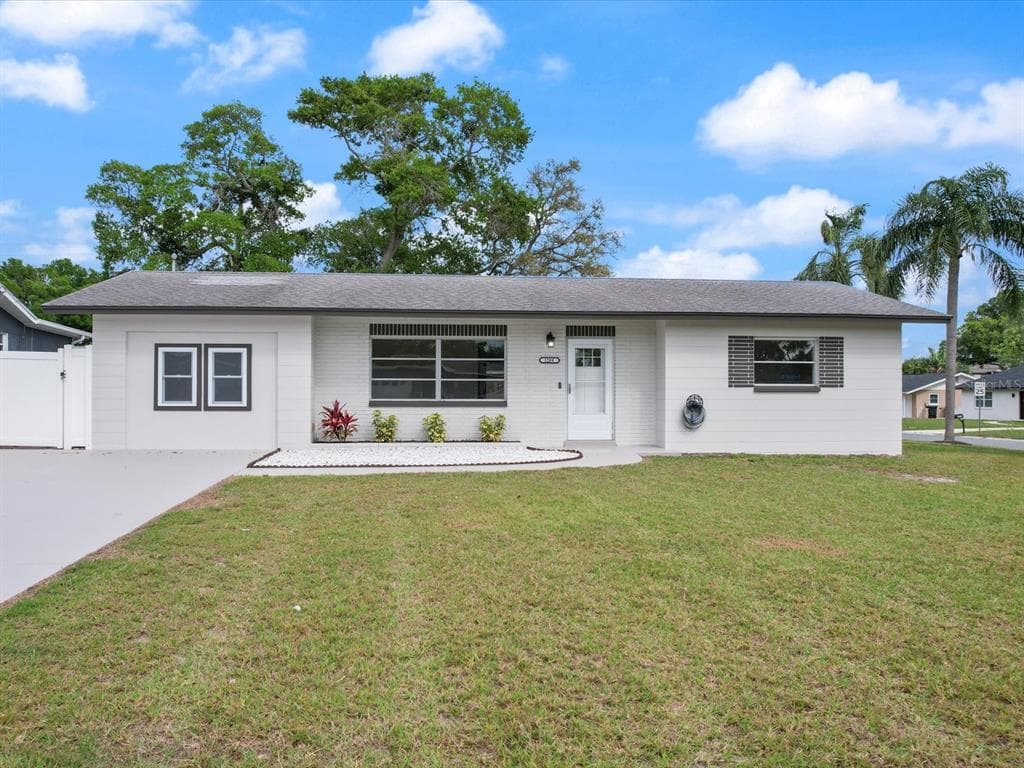 1289 FRUITLAND AVENUE CLEARWATER, FL 33764