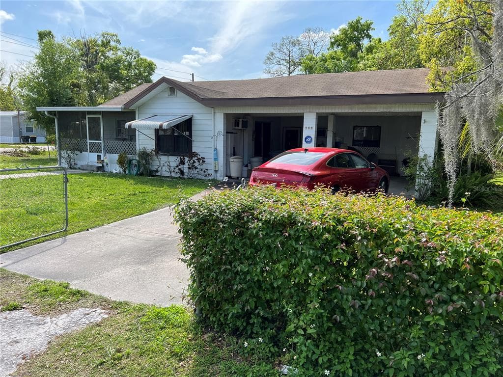 955 SOUTHERN AVENUE LAKELAND, FL 33815
