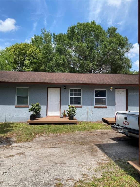 920 MAYDELL DRIVE TAMPA, FL 33619