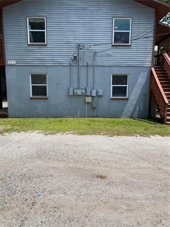 922 MAYDELL DRIVE TAMPA, FL 33619