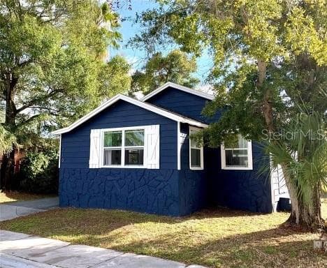 710 PARIS AVENUE S ST PETERSBURG, FL 33701