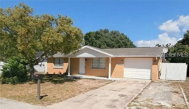 11722 OCEANSIDE DRIVE PORT RICHEY, FL 34668