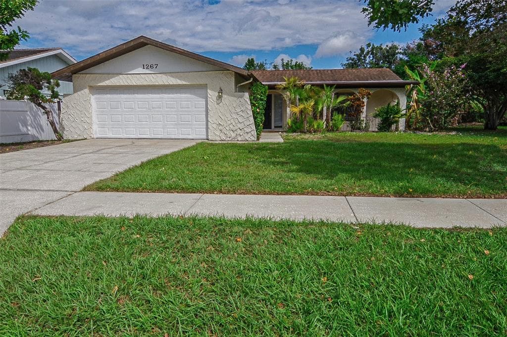 1267 RANCHWOOD DRIVE E DUNEDIN, FL 34698