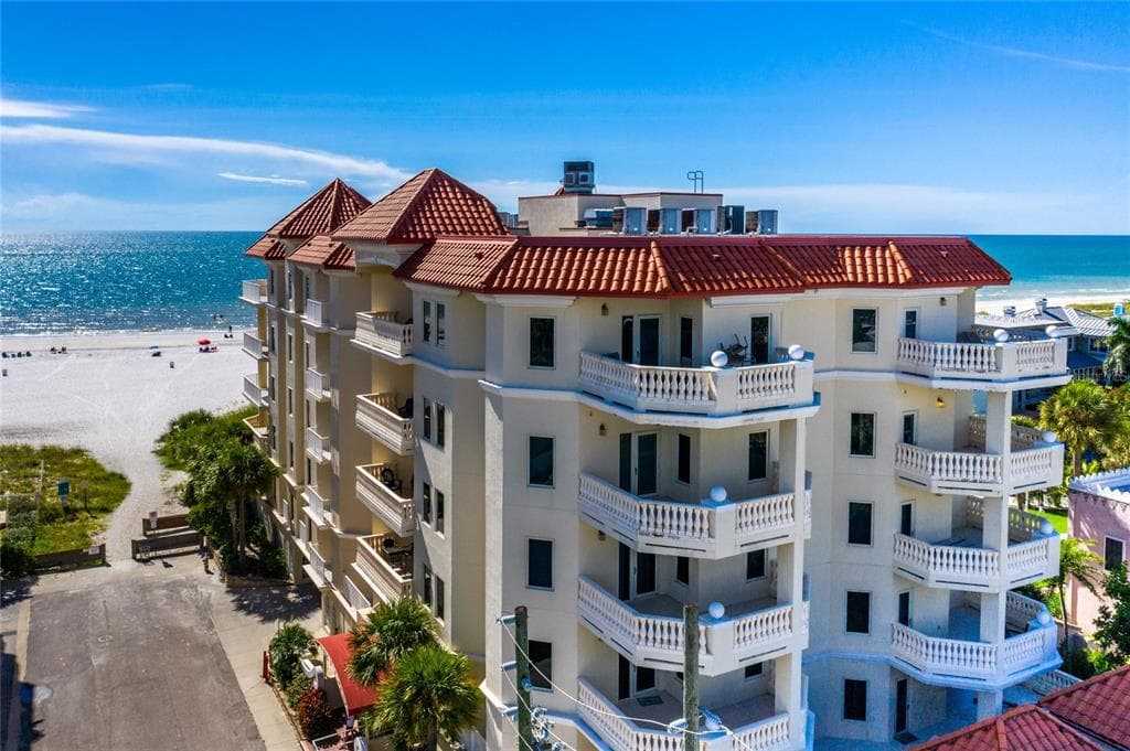 14 SOMERSET STREET UNIT 5C CLEARWATER, FL 33767