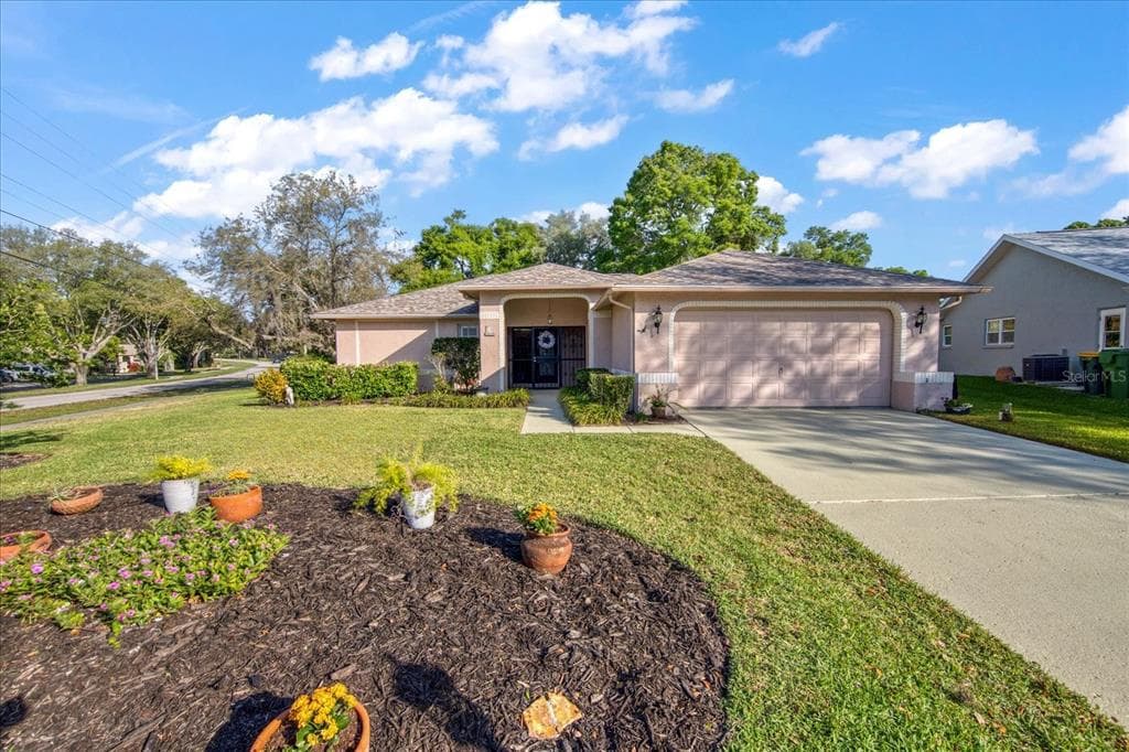 3535 PINE LAKE COURT PALM HARBOR, FL 34684
