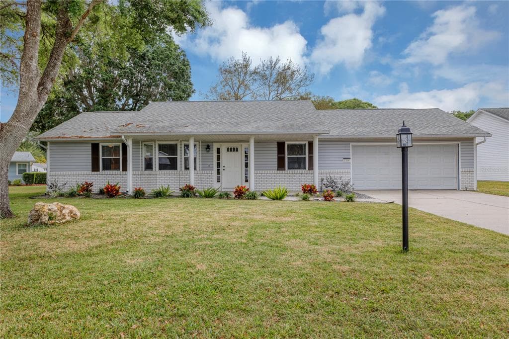 2308 BONNIE VIEW COURT LEESBURG, FL 34788