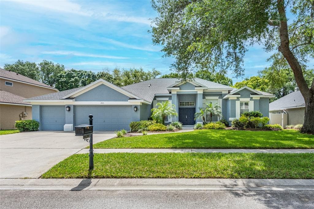 2815 WINDING TRAIL DRIVE VALRICO, FL 33596