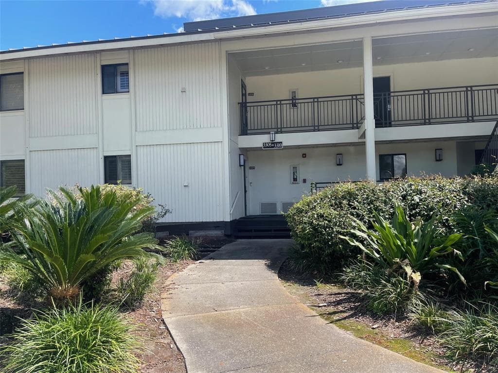 29130 BAY HOLLOW DRIVE UNIT 3305 WESLEY CHAPEL, FL 33543