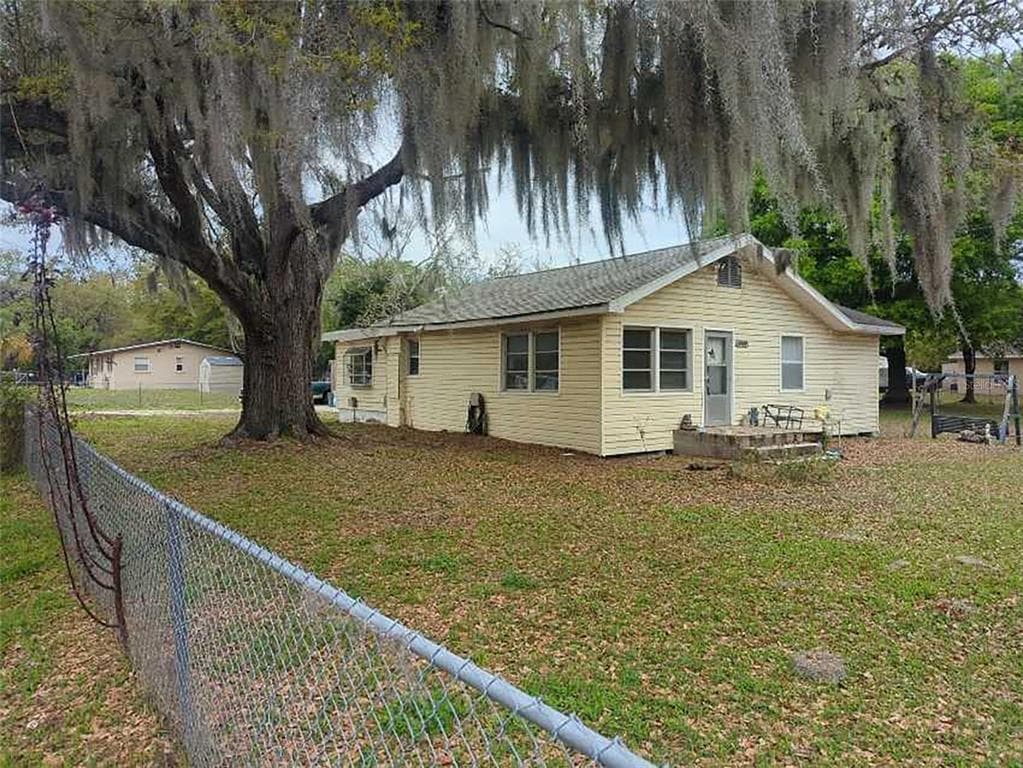 3124 19TH STREET E BRADENTON, FL 34208