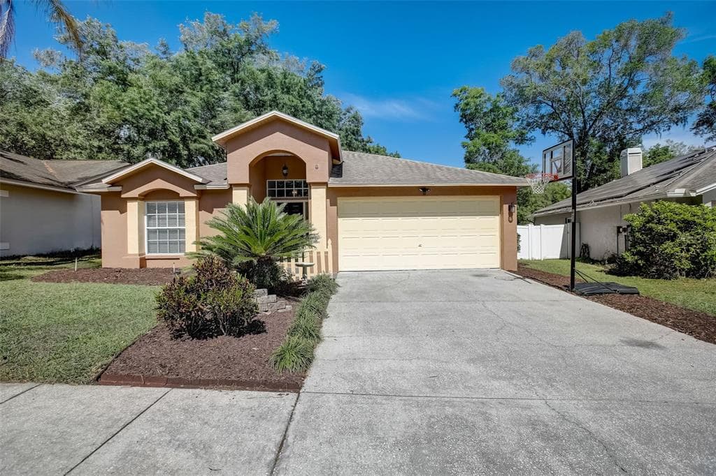 24311 TWIN LAKE DRIVE LAND O LAKES, FL 34639