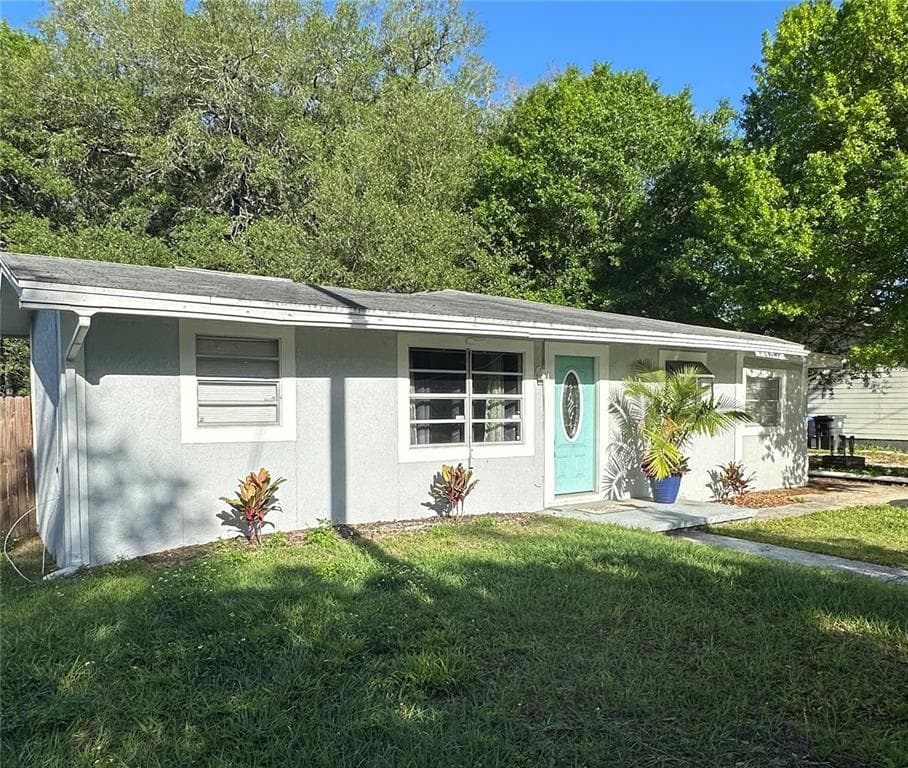 14902 PINECREST ROAD TAMPA, FL 33613