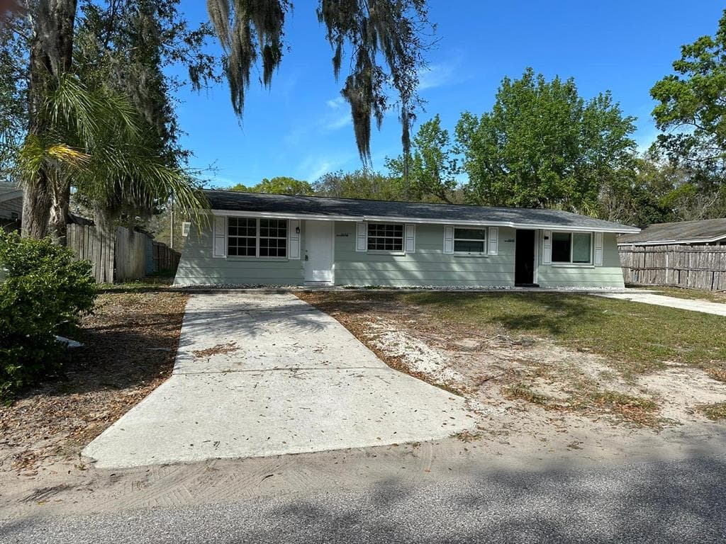 5533 OCEANIC ROAD HOLIDAY, FL 34690