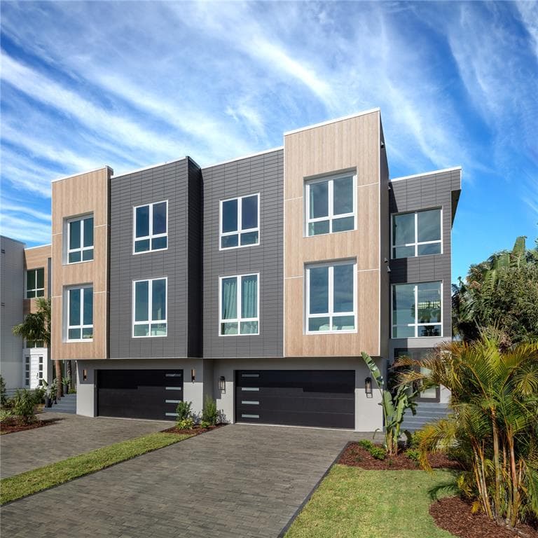 364 CAPRI BOULEVARD