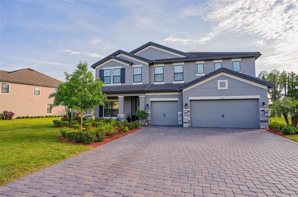 9711 SORBONNE LOOP SEFFNER, FL 33584
