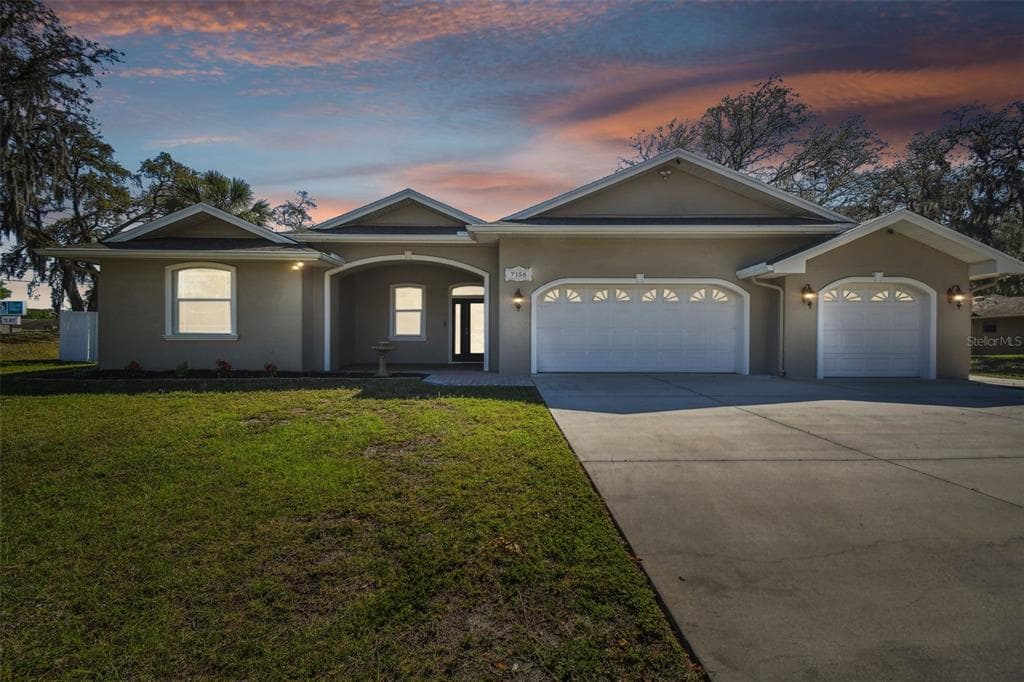 7156 SAN JOSE LOOP
