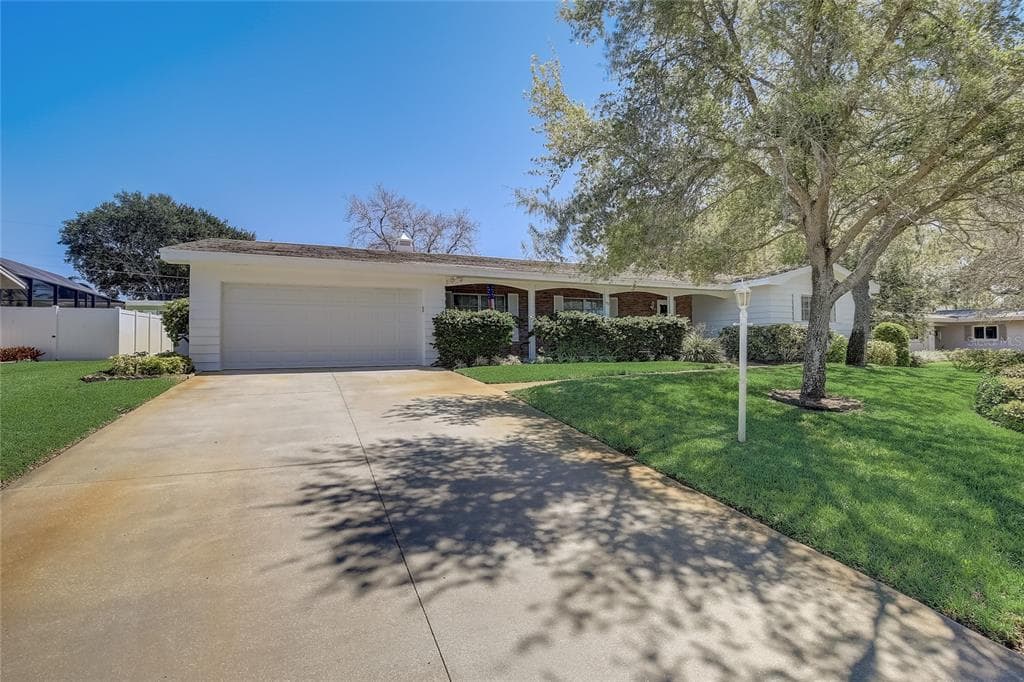 419 BAMBOO LANE