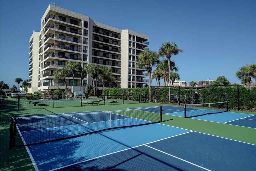 240 SAND KEY ESTATES DRIVE UNIT 277 CLEARWATER, FL 33767