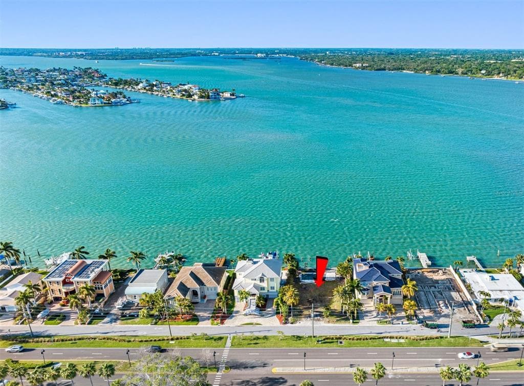 30 PARADISE LANE TREASURE ISLAND, FL 33706