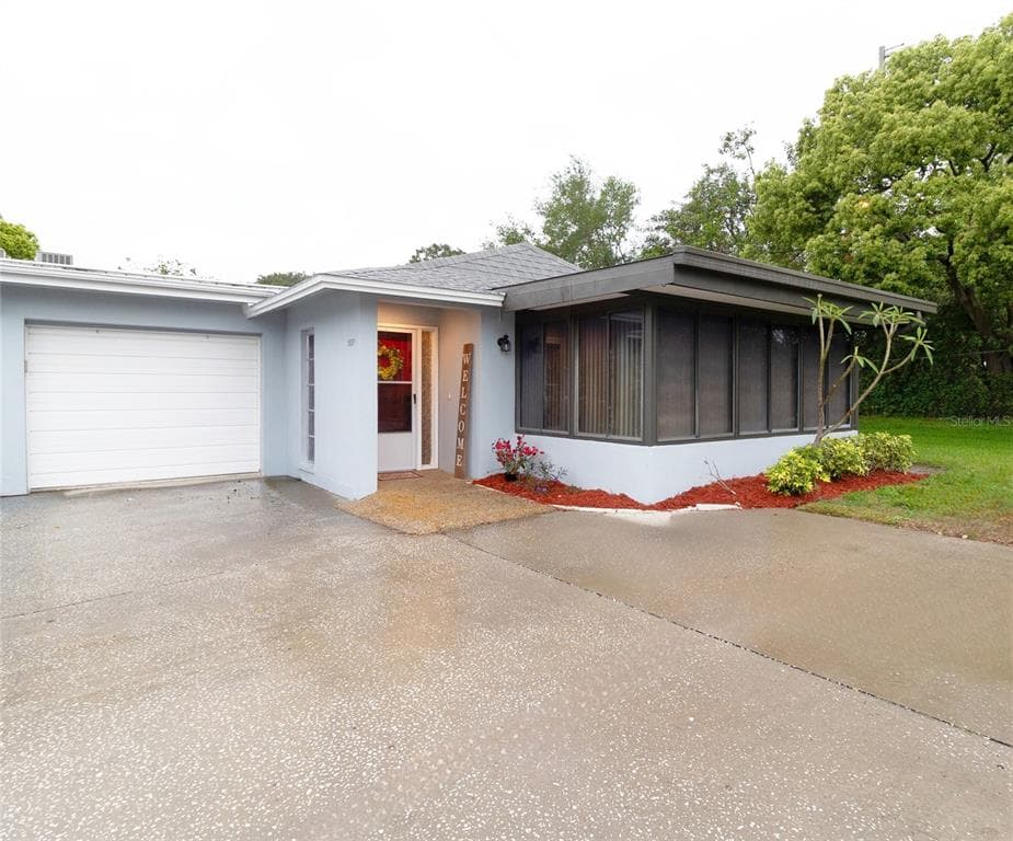 1609 WHITEBRIDGE DRIVE UNIT D PALM HARBOR, FL 34684