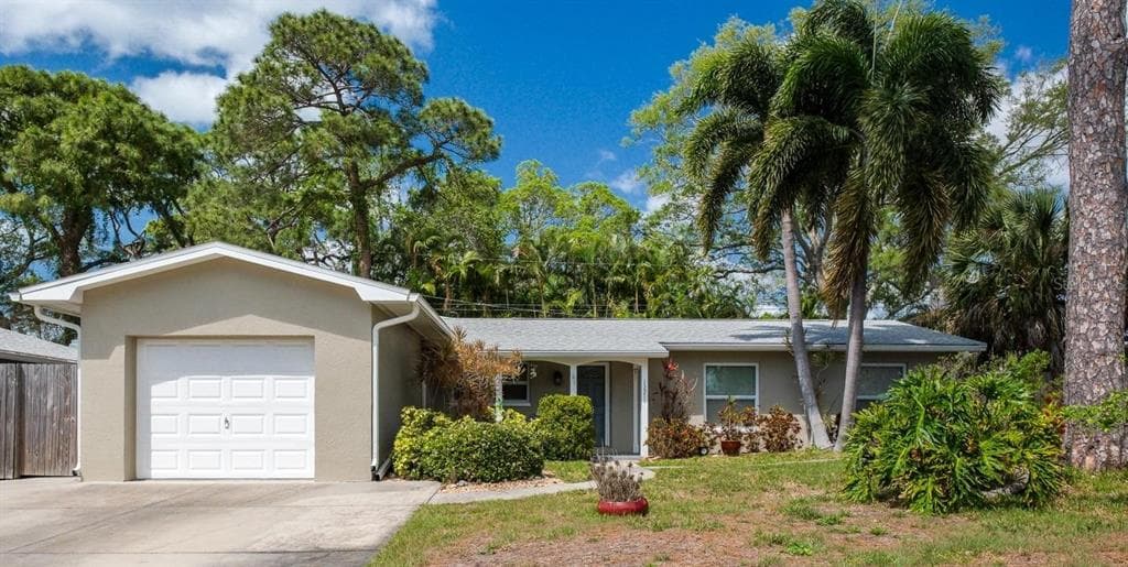 13971 80TH AVENUE SEMINOLE, FL 33776