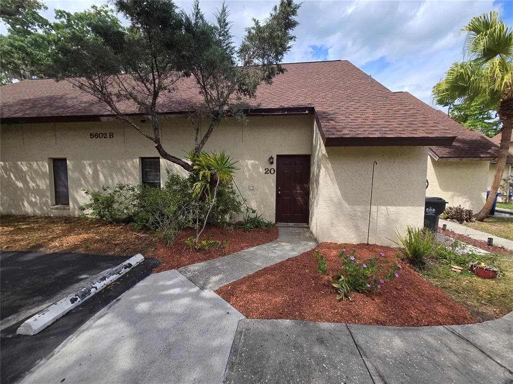 5602 ASHLEY OAKS DRIVE UNIT 20 TAMPA, FL 33617