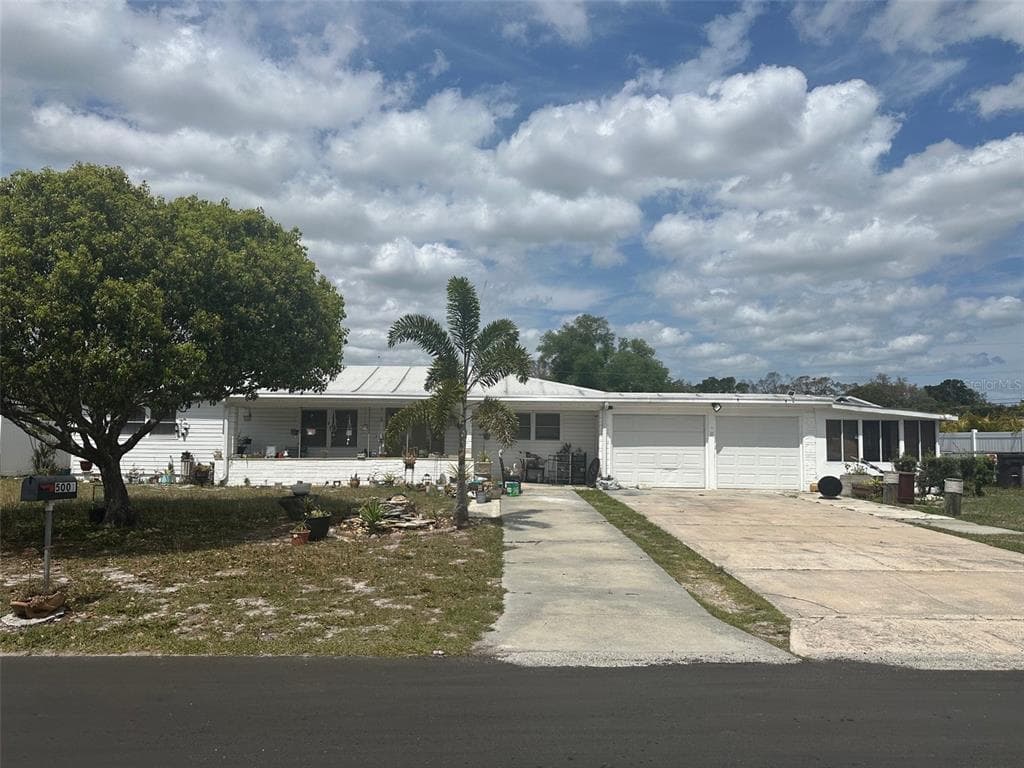 5001 48TH TERRACE N ST PETERSBURG, FL 33709