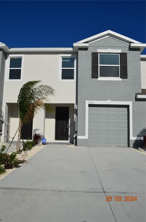 1526 COLT CREEK PLACE WESLEY CHAPEL, FL 33543