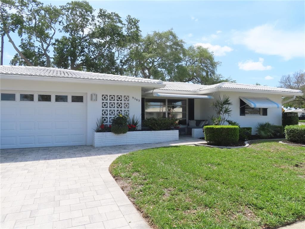 9503 42ND WAY N PINELLAS PARK, FL 33782