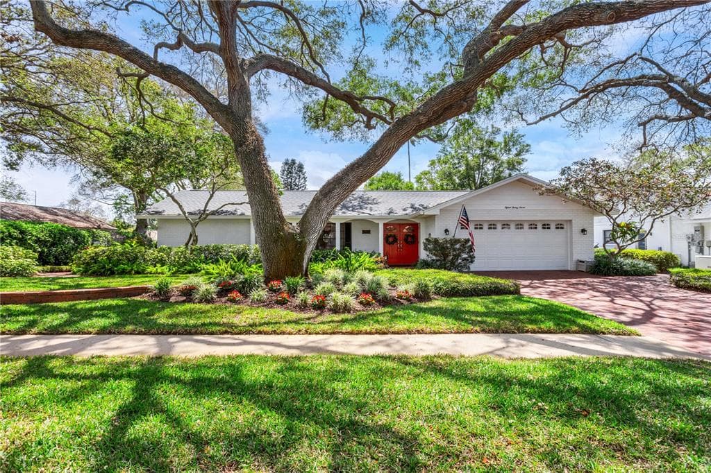 1527 GLEN HOLLOW LANE N DUNEDIN, FL 34698
