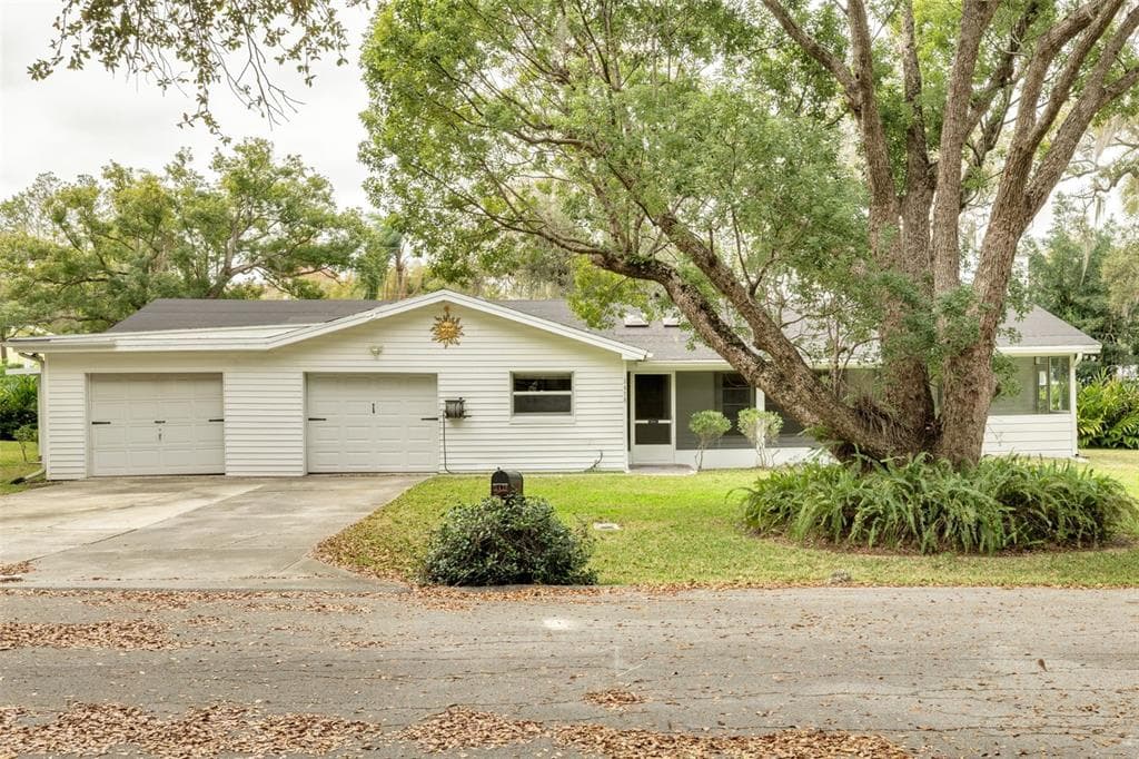 2478 NAVAREZ AVENUE SAFETY HARBOR, FL 34695