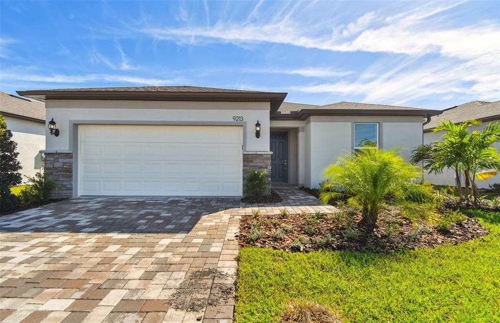 9213 BARRIER COAST TRAIL PARRISH, FL 34219