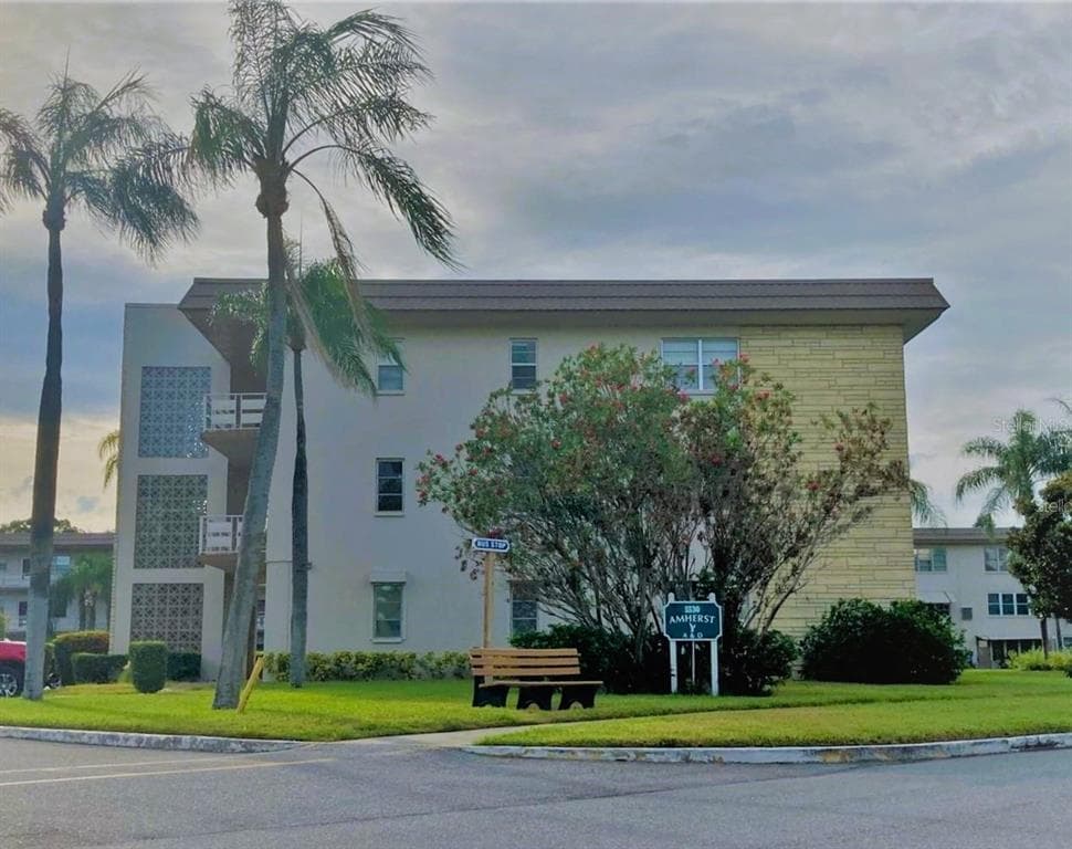 5530 80TH STREET N UNIT A301 ST PETERSBURG, FL 33709