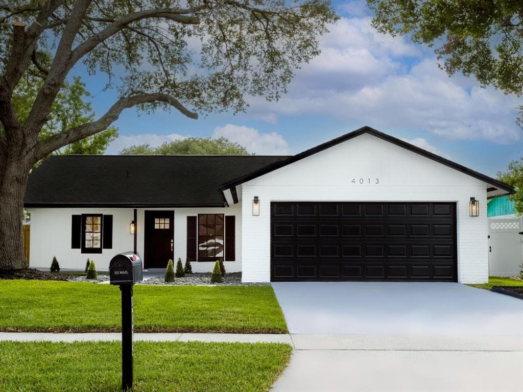 4013 GREENMARK LANE VALRICO, FL 33596