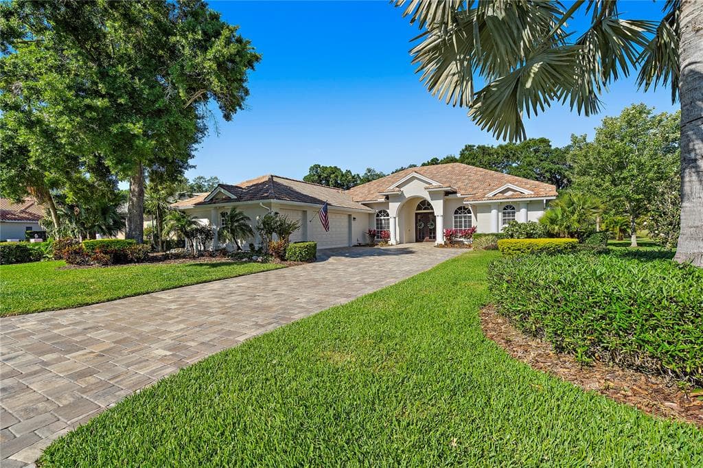 2905 LITTLE COUNTRY ROAD