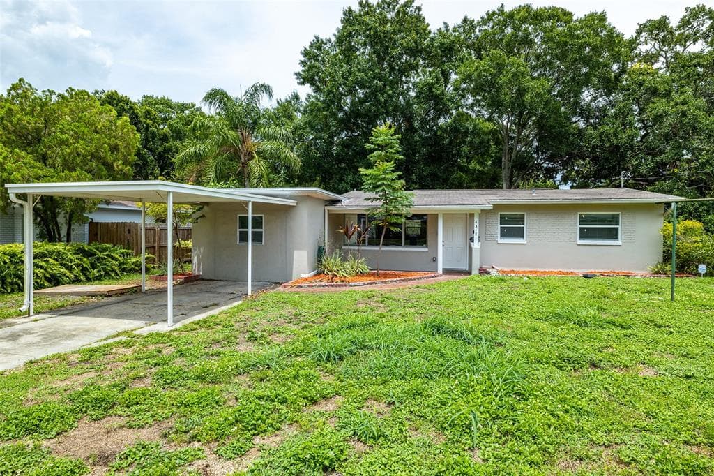 4318 S HUBERT AVENUE TAMPA, FL 33611