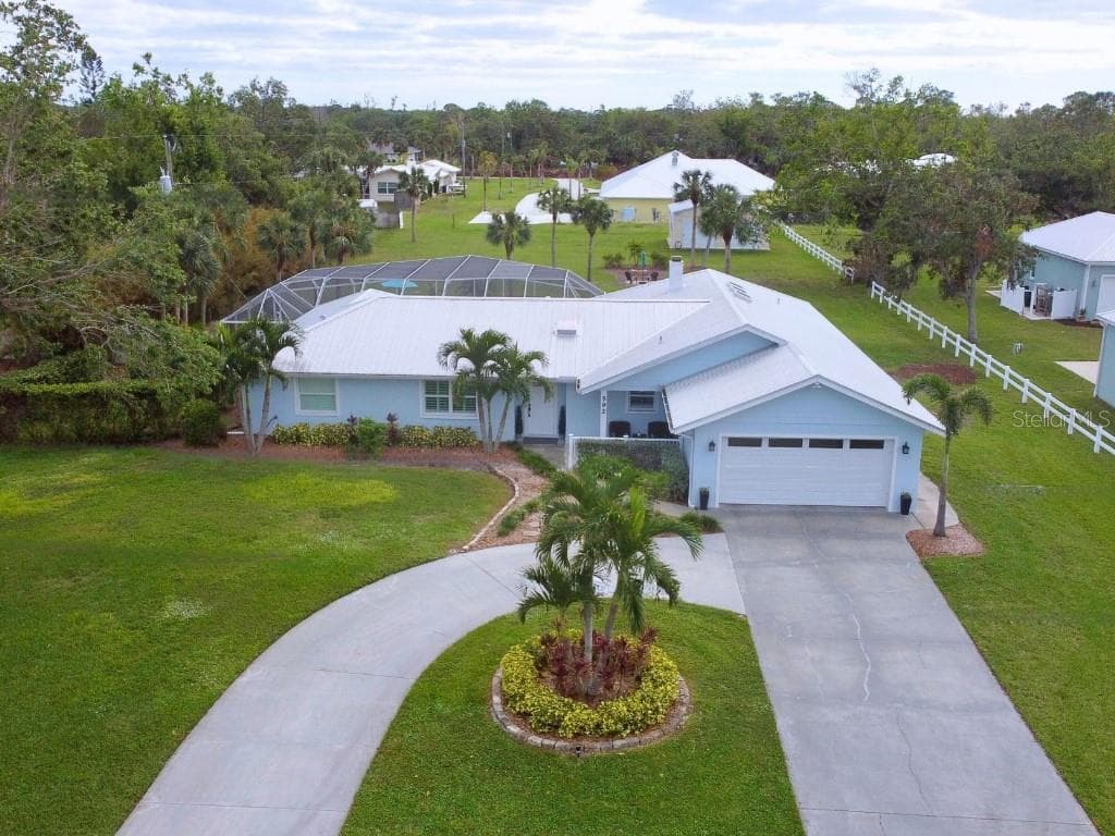 592 SHETLAND CIRCLE NOKOMIS, FL 34275