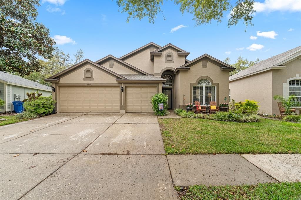 15457 MARTINMEADOW DRIVE LITHIA, FL 33547