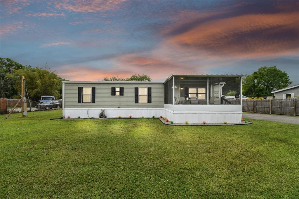 6419 WOODSMAN DRIVE WESLEY CHAPEL, FL 33544