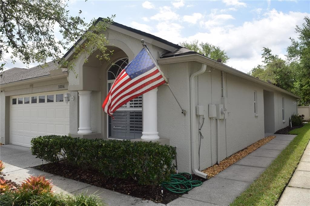 31836 TURKEYHILL DRIVE WESLEY CHAPEL, FL 33543
