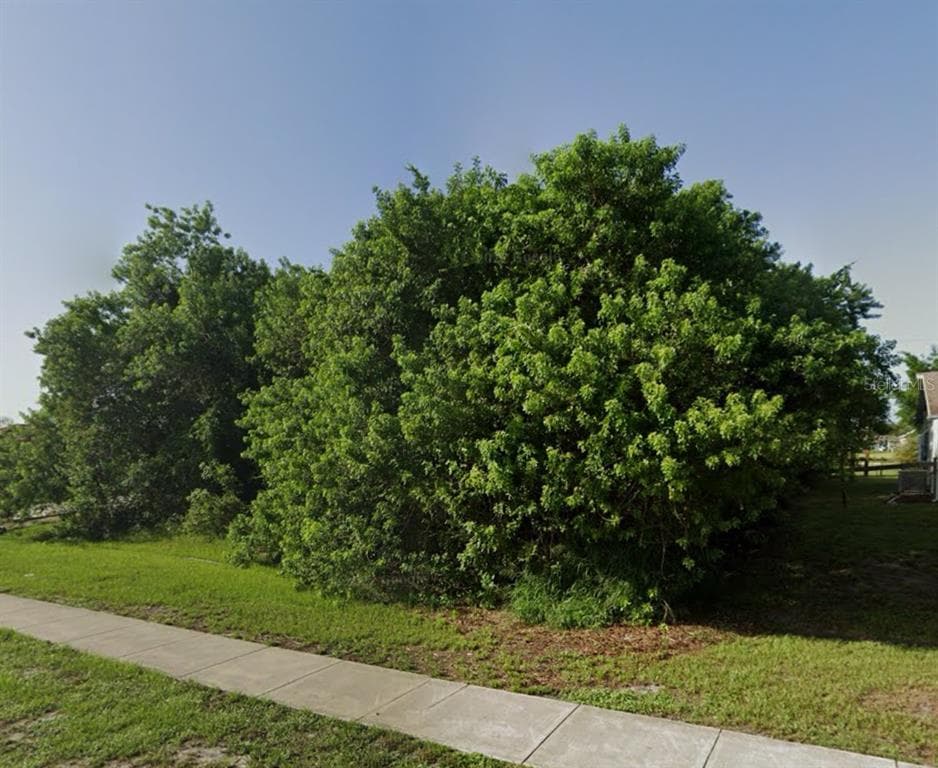 225 SW TULIP BOULEVARD PORT SAINT LUCIE, FL 34953