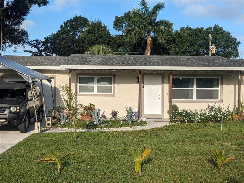 378 MUSKEGON AVENUE FORT MYERS, FL 33905