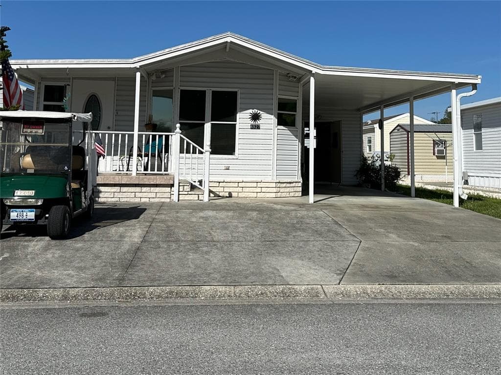4927 BRITNI WAY ZEPHYRHILLS, FL 33541