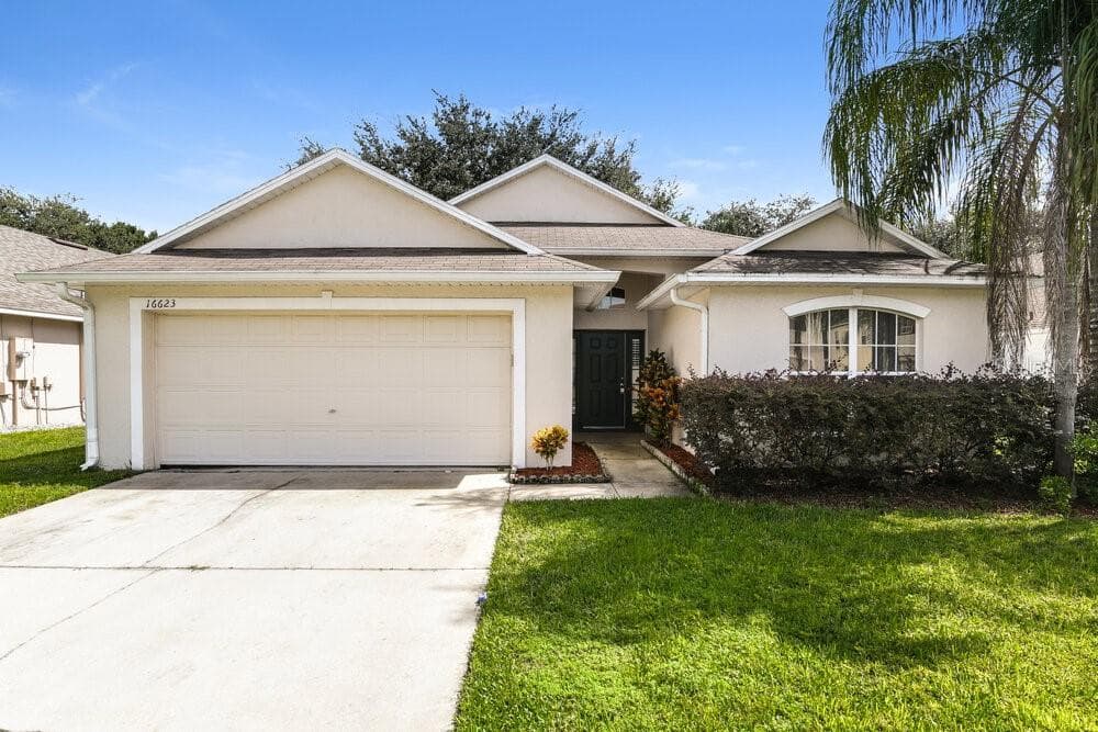 16623 RISING STAR DRIVE CLERMONT, FL 34714