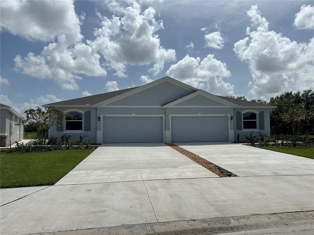 654 157TH COURT E BRADENTON, FL 34212