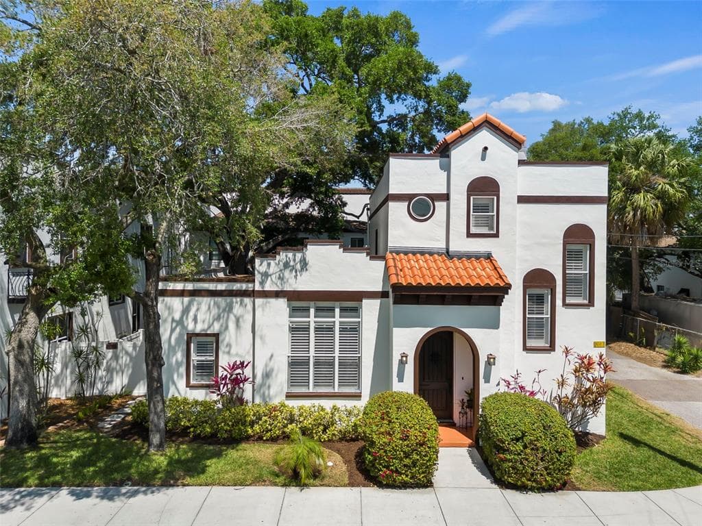 2011 W HORATIO STREET TAMPA, FL 33606
