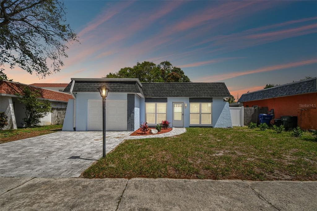 12237 ELDON DRIVE LARGO, FL 33774