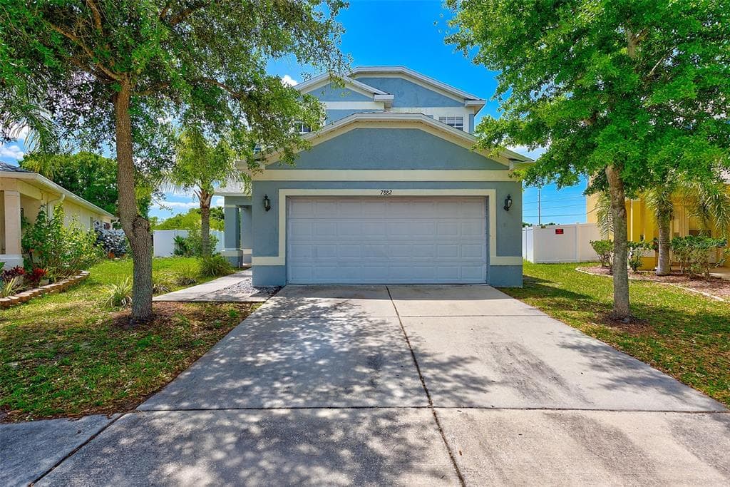 7882 CARRIAGE POINTE DRIVE GIBSONTON, FL 33534